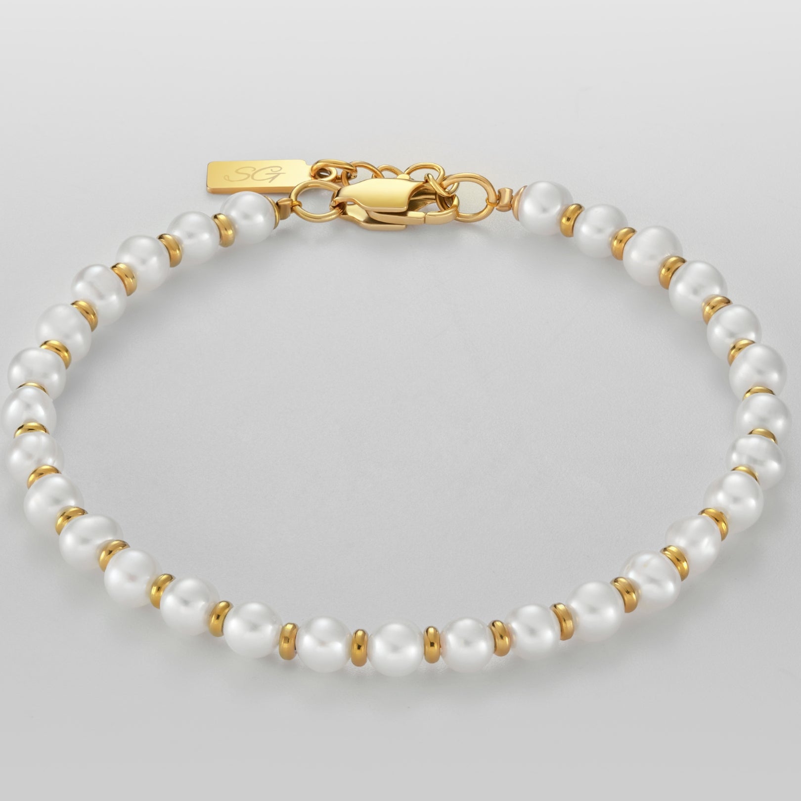 Classic Pearl Bracelet