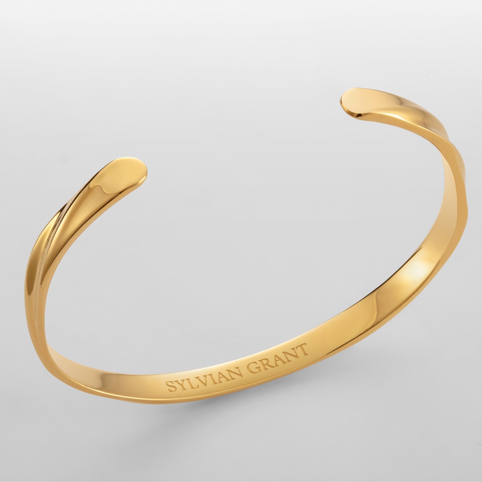 Twisted Unisize Cuff