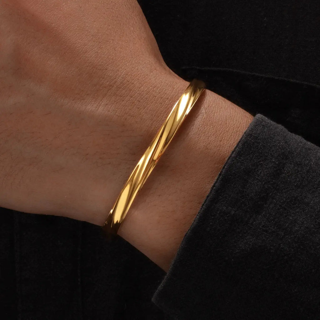 twisted unisize cuff