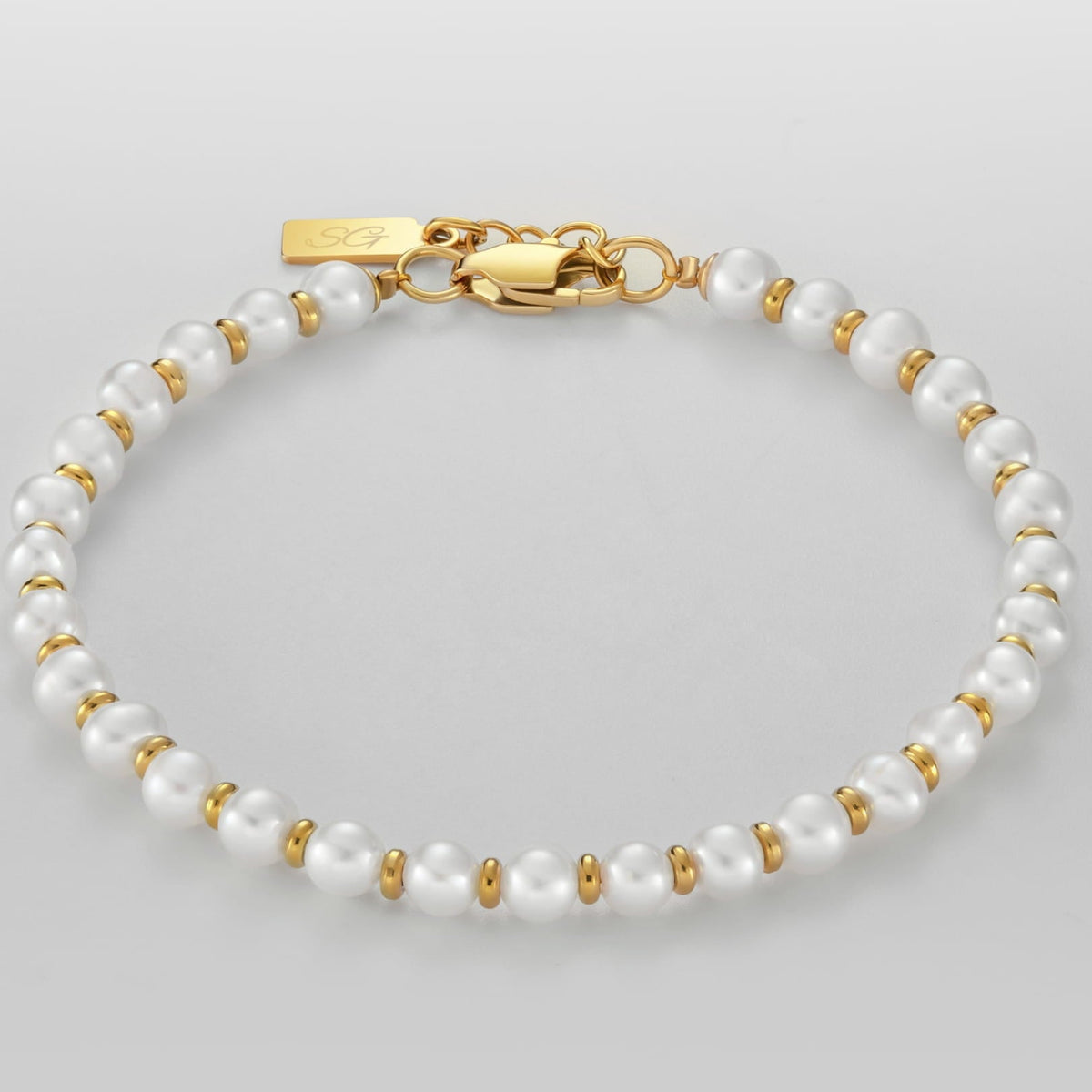 Classic Pearl Bracelet - Gold - delicate white pearl bracelet accented