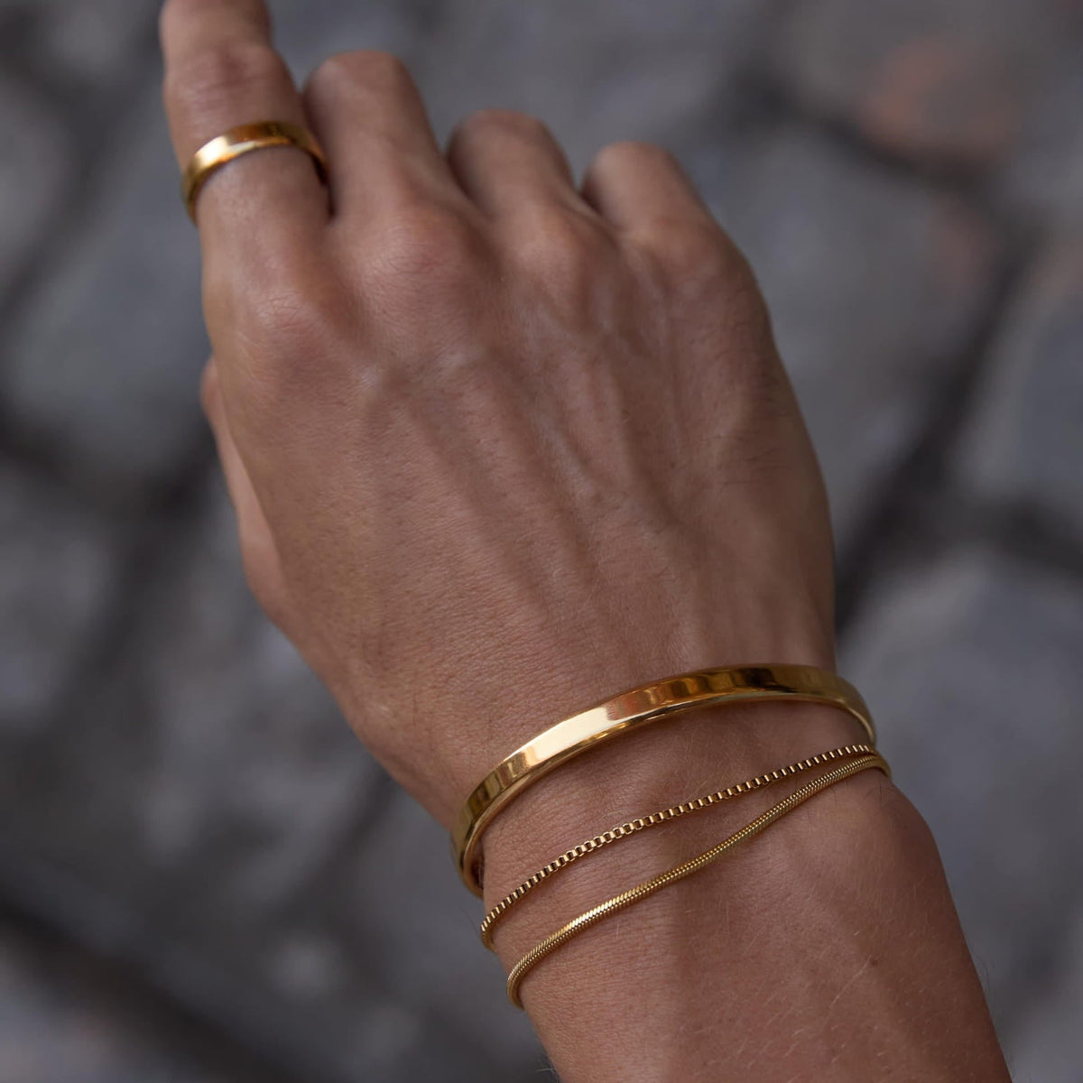 Classic Unisize Set - sleek minimalist gold-toned bangle bracelet