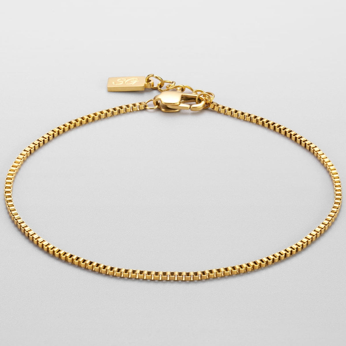 Minimal Box Bracelet - Gold - gold-colored box chain bracelet sleek
