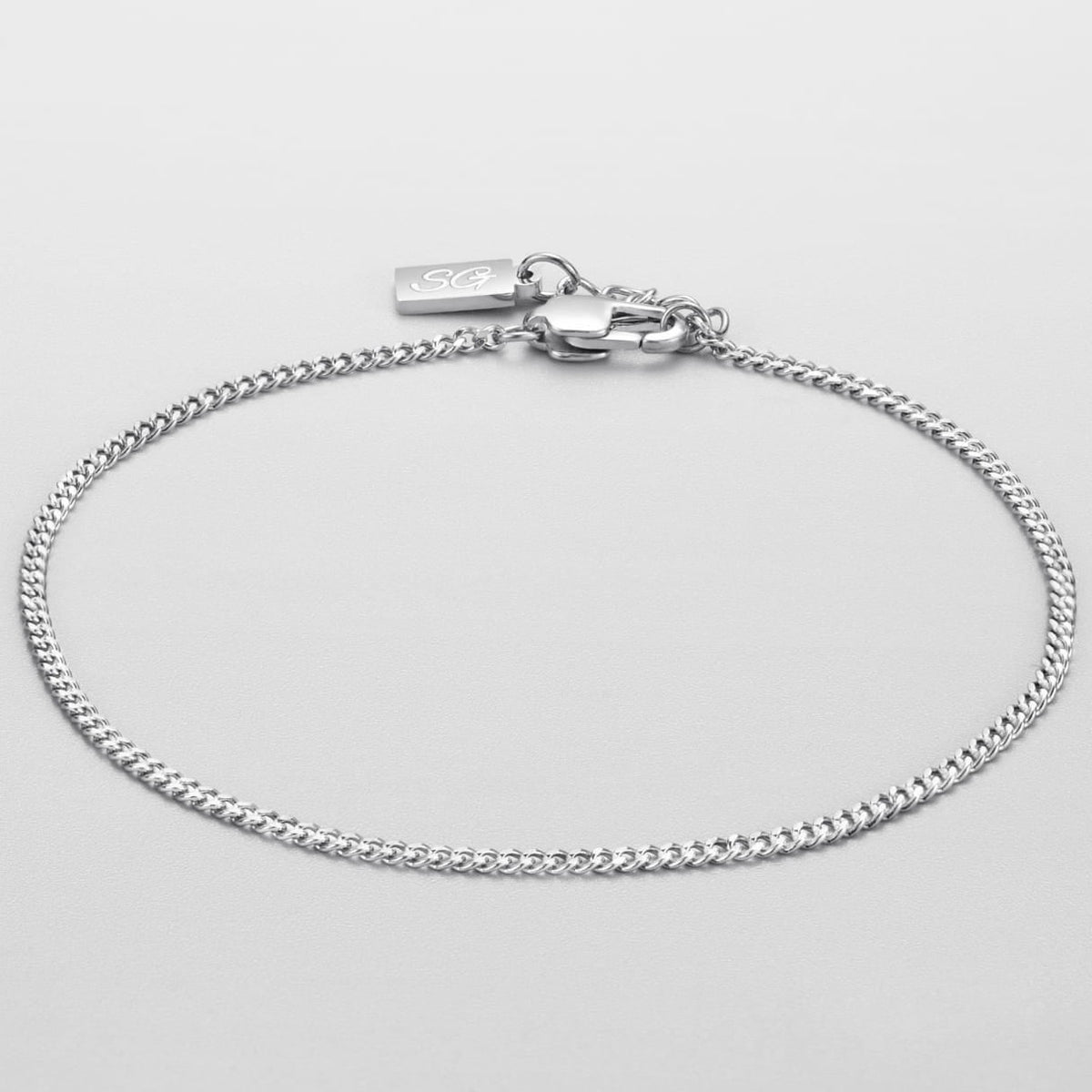 Minimal Curb Bracelet - Silver - silver-toned curb chain anklet sleek