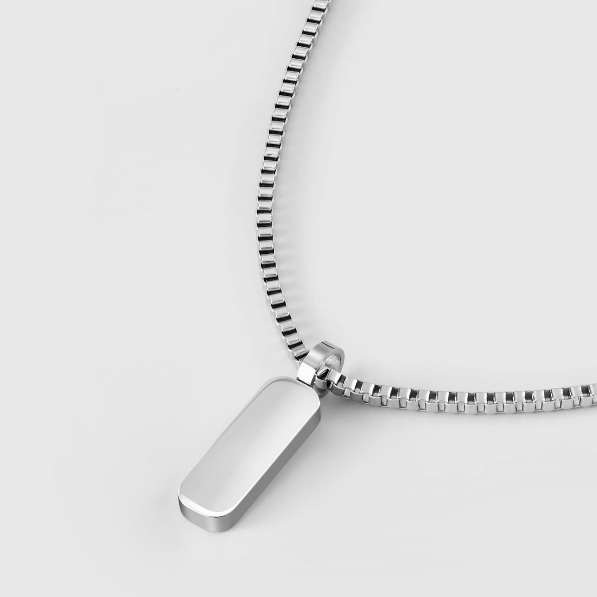 Minimal Pendant & Box Chain - Silver - silver rectangular dog tag pendant