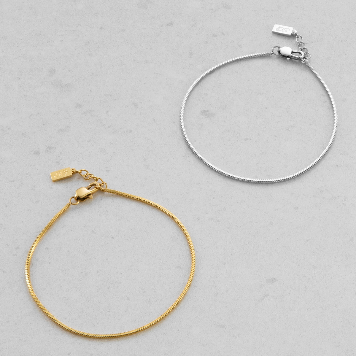 Minimal Square Bracelet - two delicate snake-chain bracelets gold