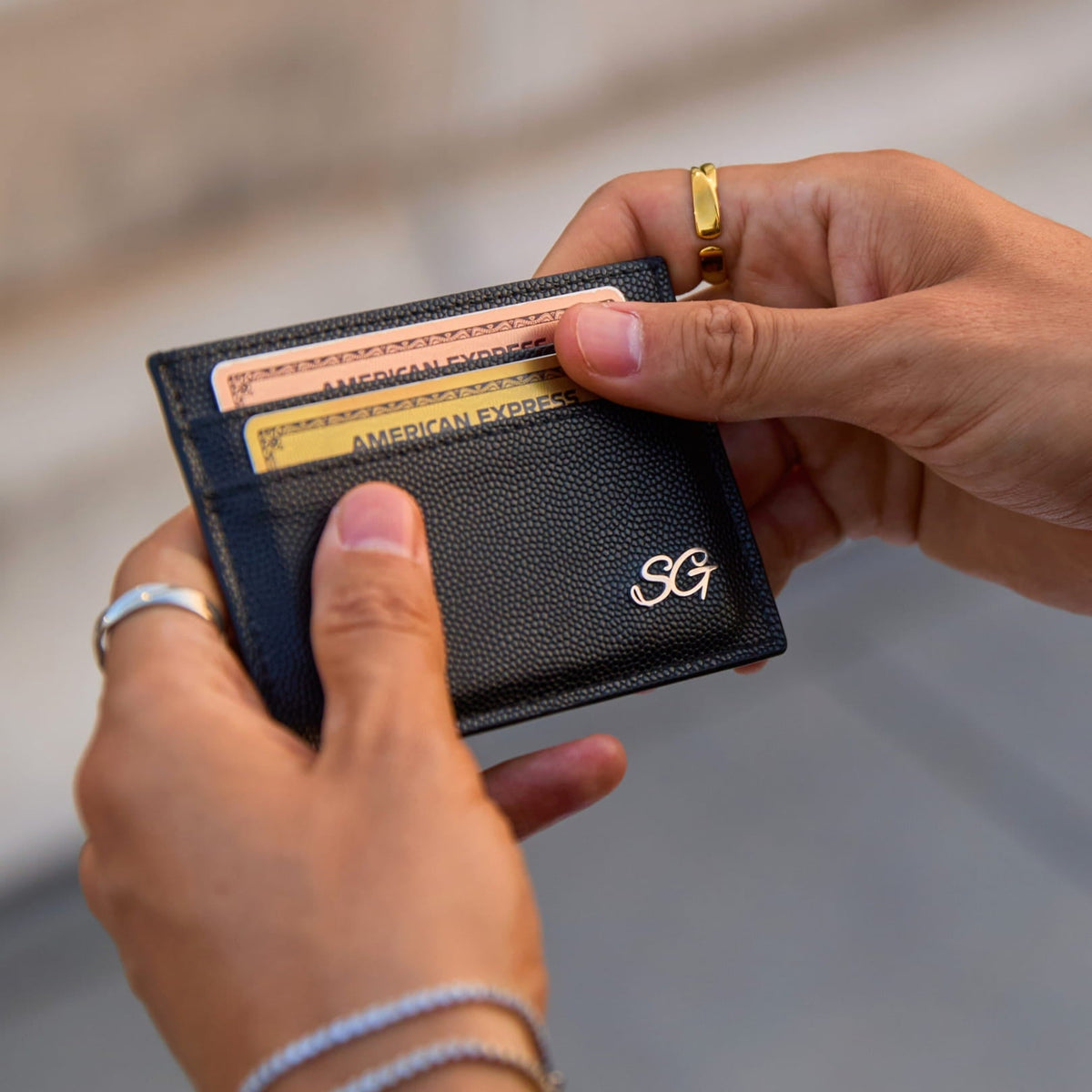 Minimal Wallet - Midnight Black - black textured leather card holder