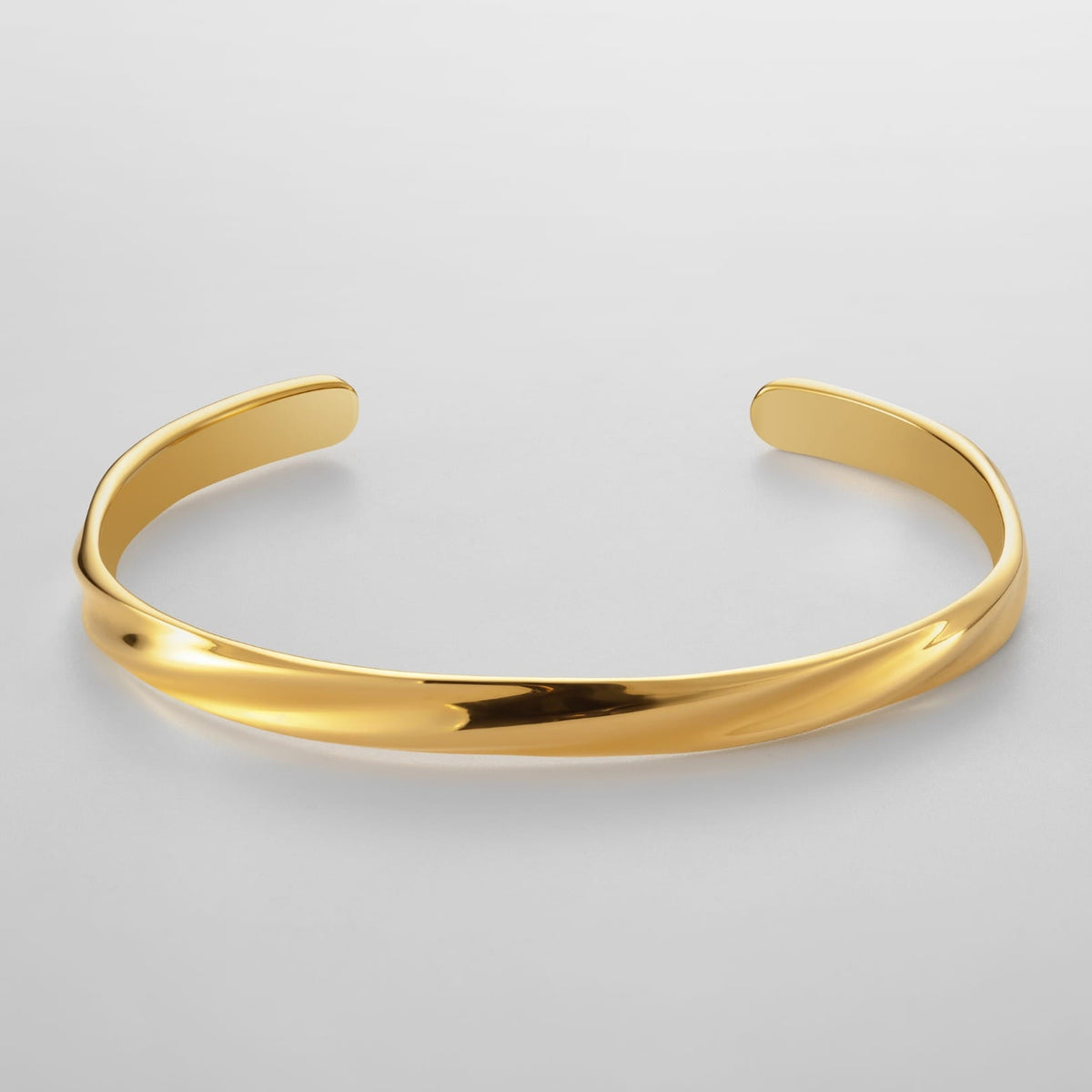 Twisted Unisize Cuff - Gold - gold-toned twisted cuff bracelet sleek