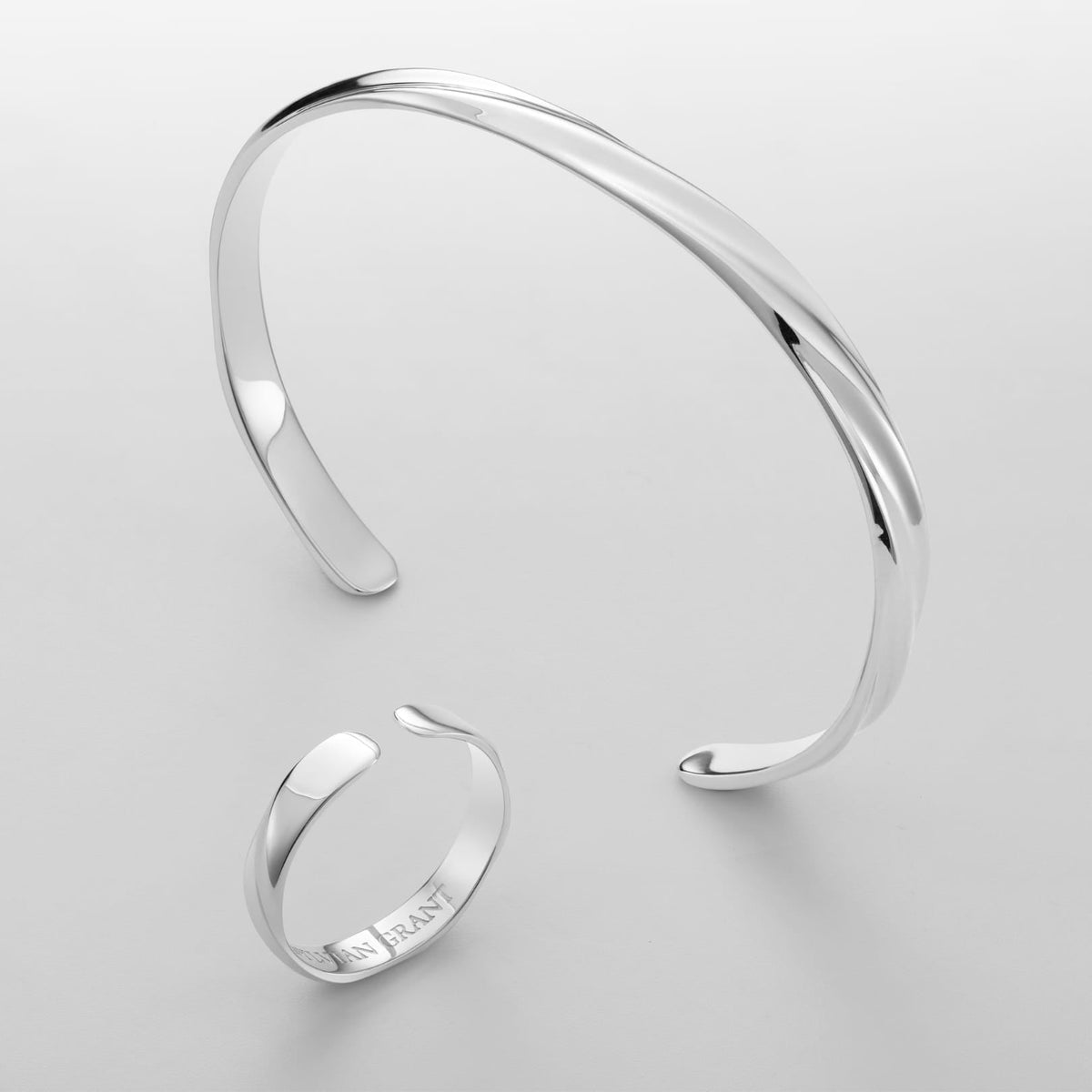 Twisted Unisize Set - Silver - silver twisted cuff bracelet open